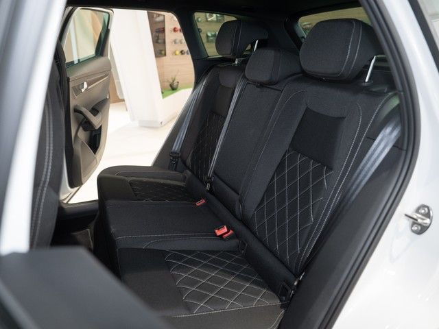 Karoq 2.0 TSI Sportline DSG 4x4 AHK+PANO+MATRIX