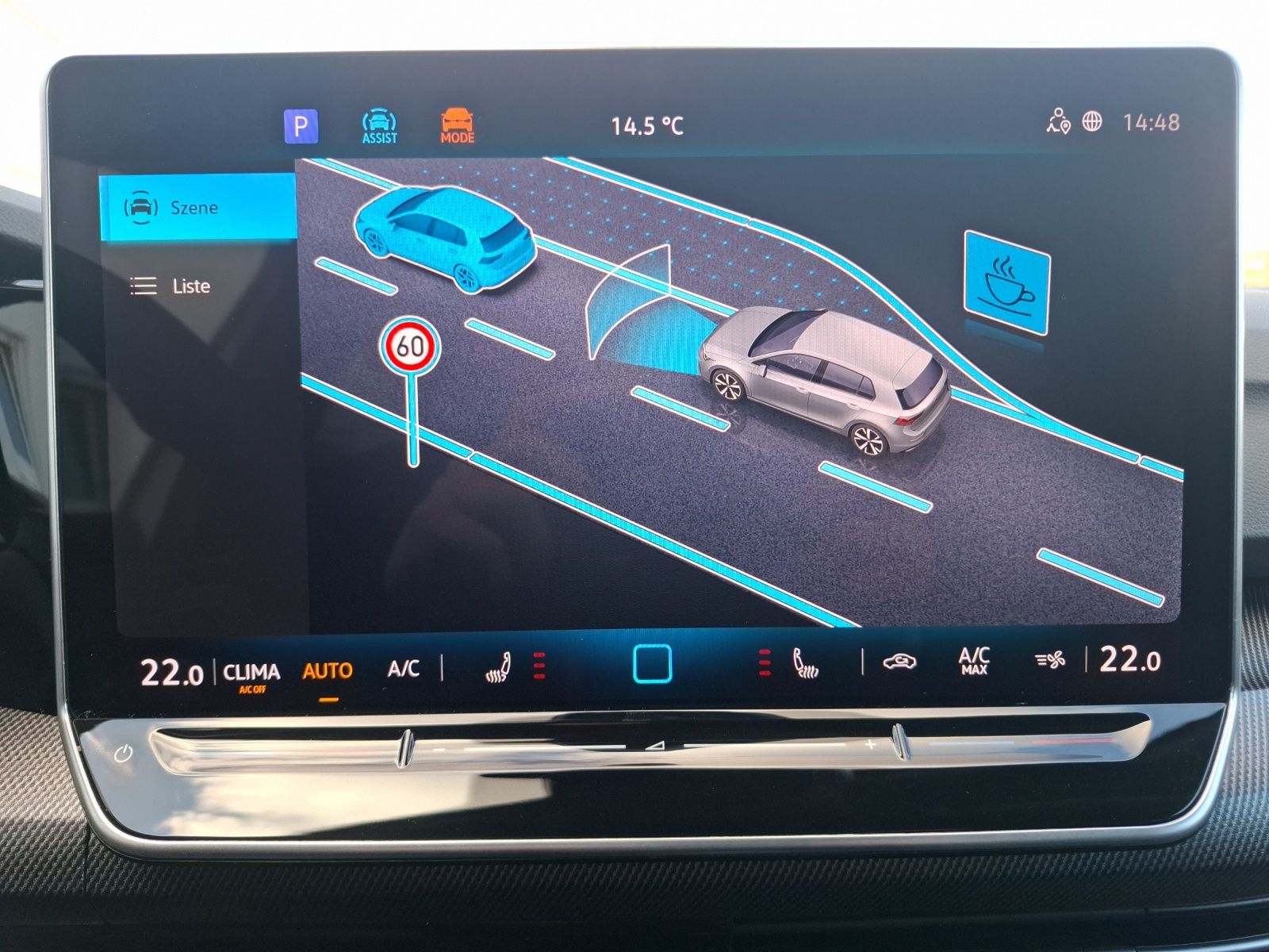 Fahrzeugabbildung Volkswagen Golf VIII TSI R-Line Standhzg. LEDplus APP H&K A