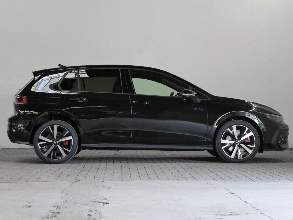 Fahrzeugabbildung Volkswagen Golf GTE 1.5 TSI eHybrid DSG AHK Matrix-LED
