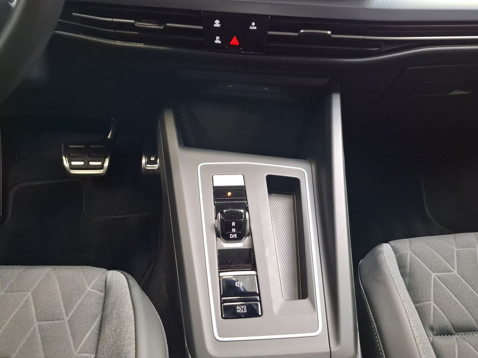 Volkswagen Golf Goal 1.5 eTSI 7-Gang DSG mit Anschlussgaran foto 17