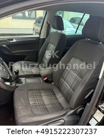 Volkswagen Golf - 8