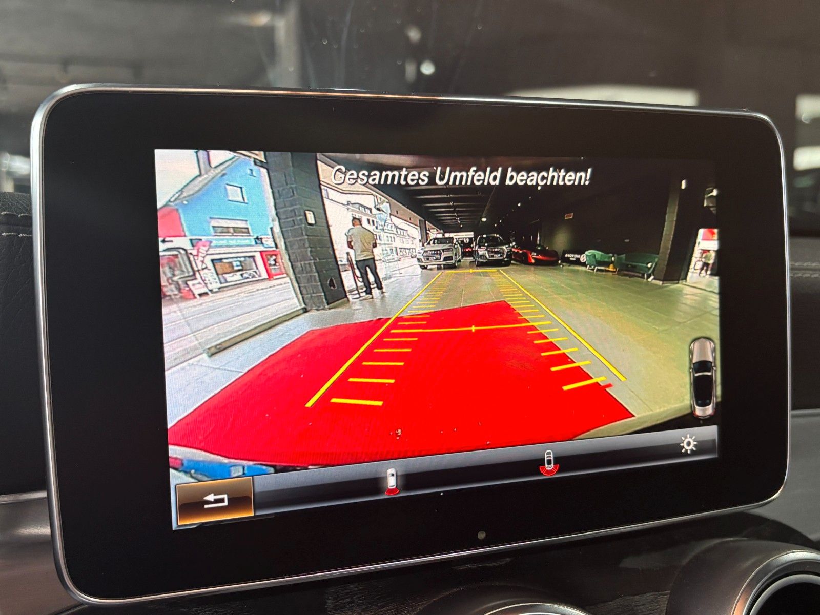 Fahrzeugabbildung Mercedes-Benz C 63 AMG Cabrio*Burmester*Ambiente*HUD*S-Auspuff