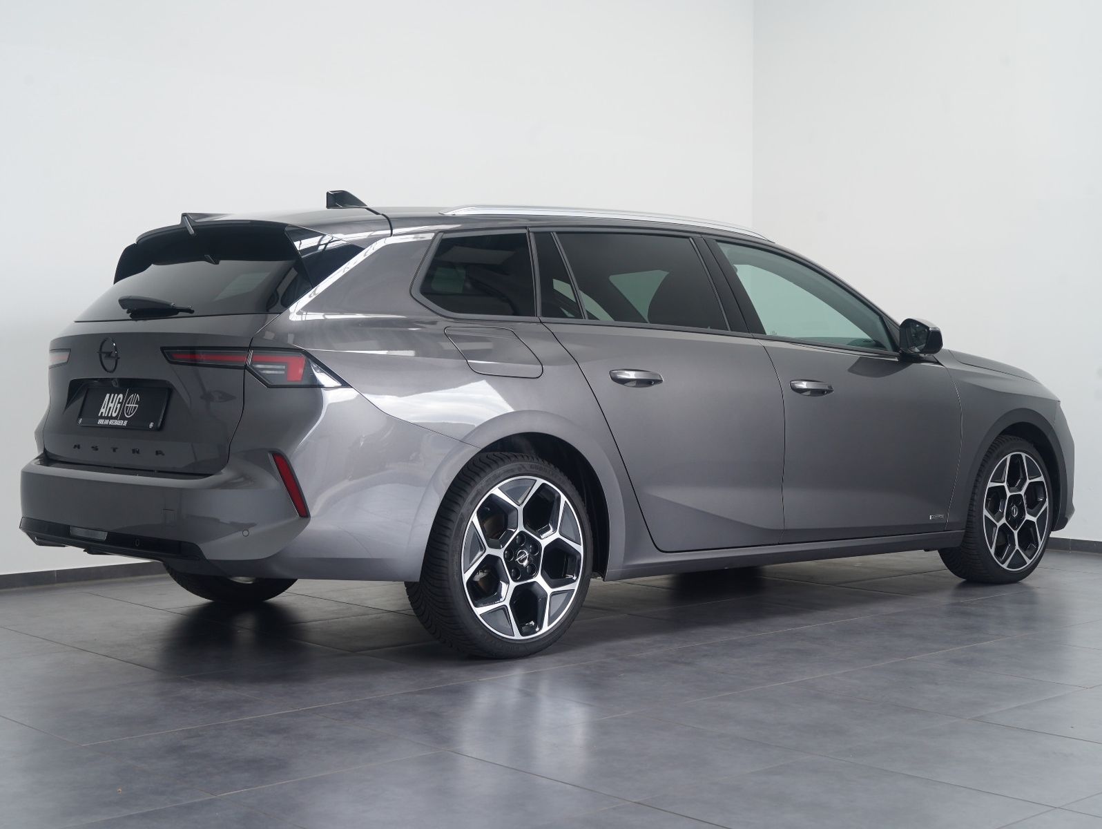 Fahrzeugabbildung Opel Astra L 1.5 Diesel Sports Tourer GS PANO