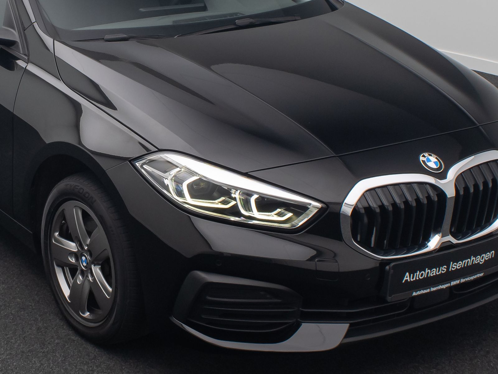 Fahrzeugabbildung BMW 118d Advantage PDC GeschwindigReg DAB CockpitPro