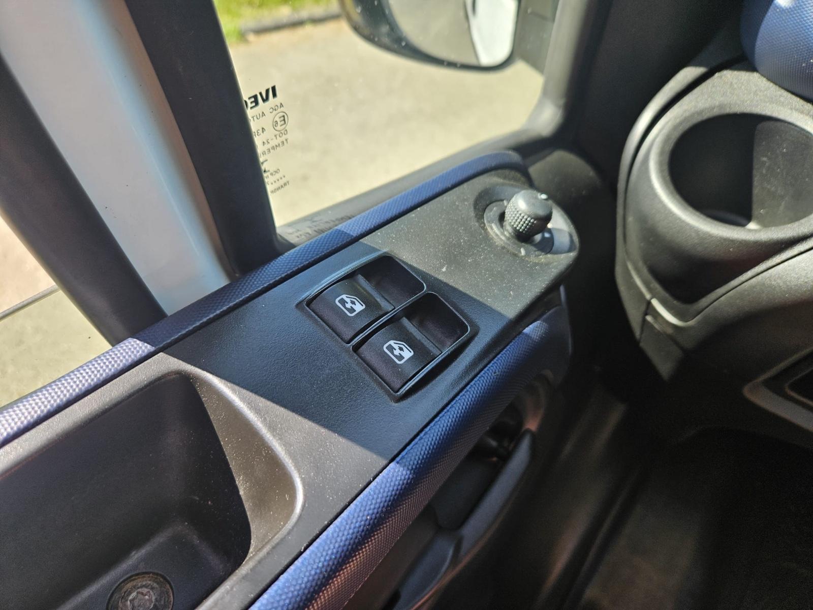 Iveco Daily Mixto Automatik AHK 3,5t LED Kamera Tempom