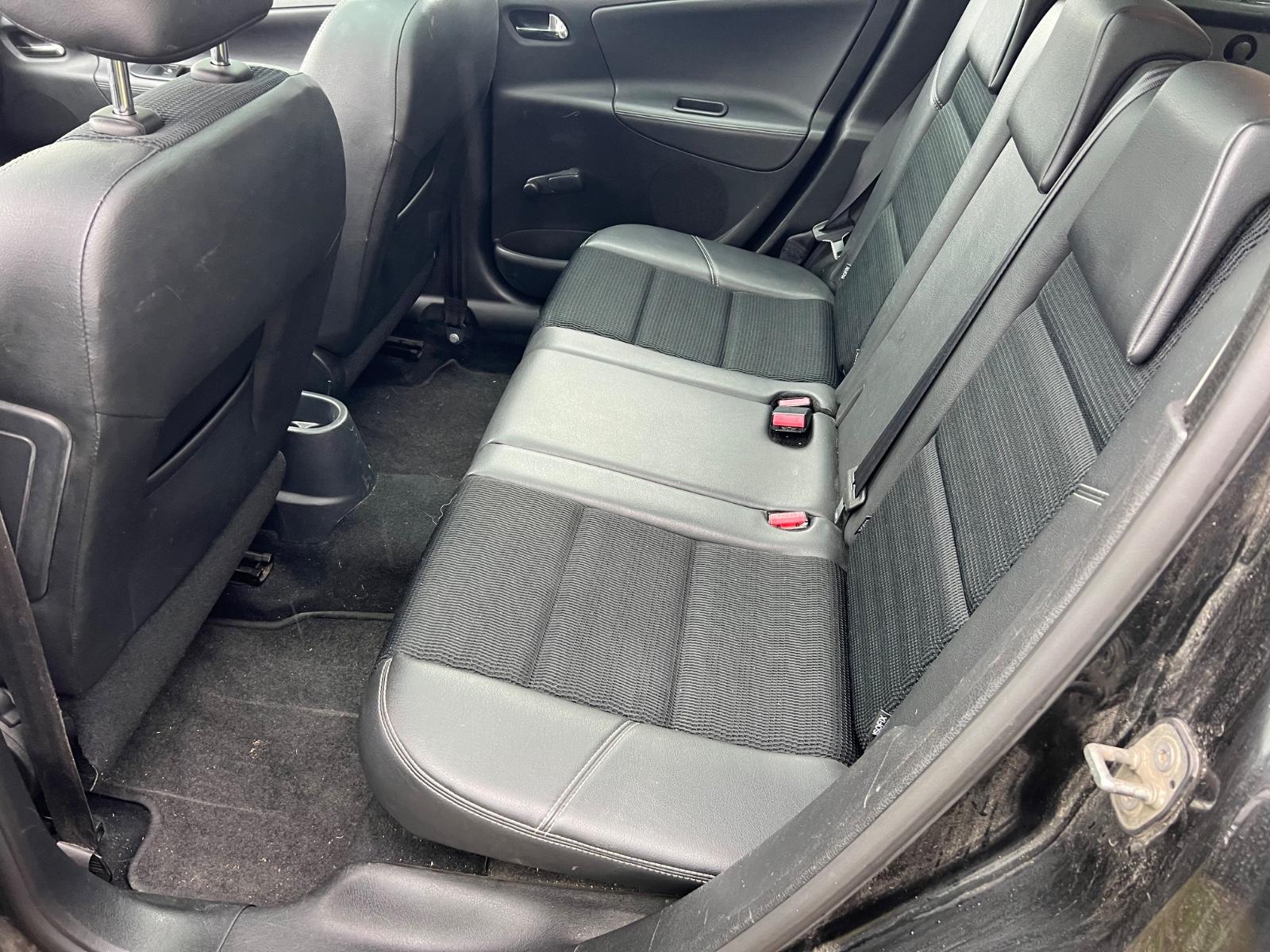 Peugeot 207 2012 — photo 9