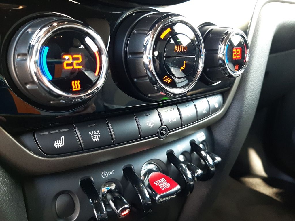 Mini Cooper S Countryman Cooper S ALL4 Countryman DAB LED RFK Navi Shz. u