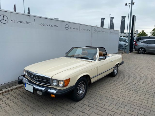 Mercedes-Benz SL 380, model R 107