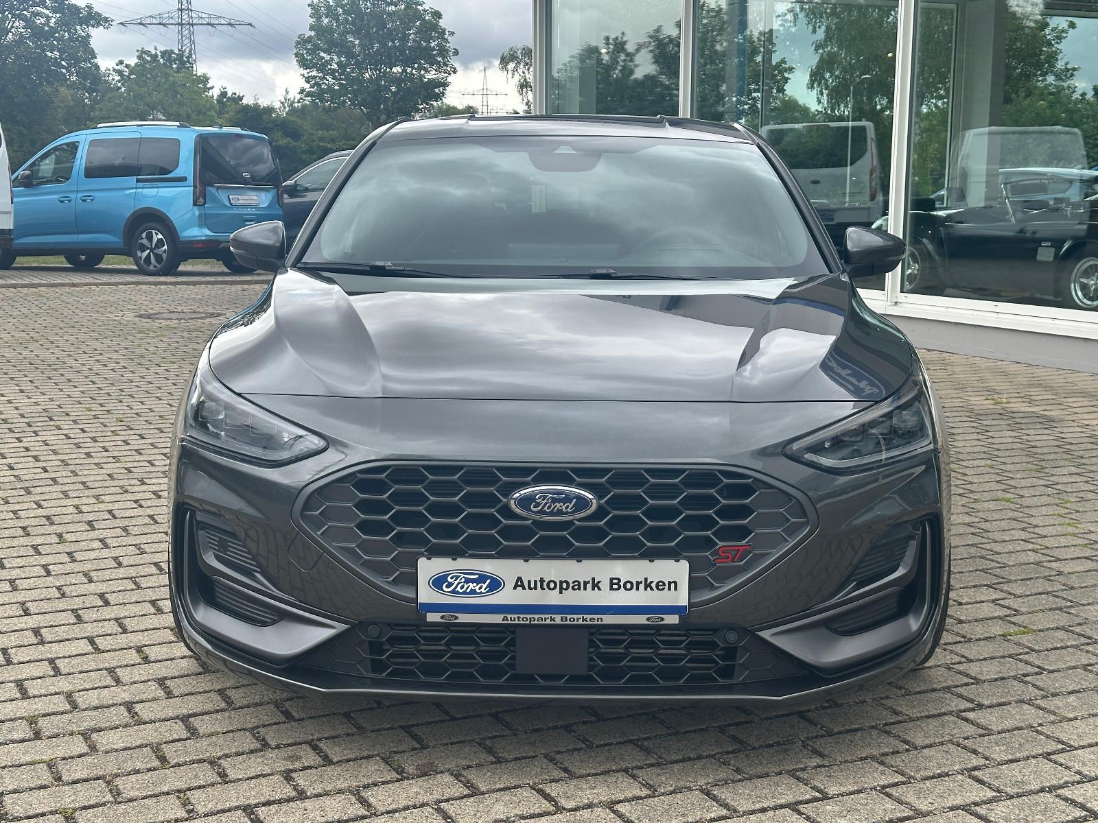 Ford Focus Lim. ST X 280PS Head-Up Styling-Paket