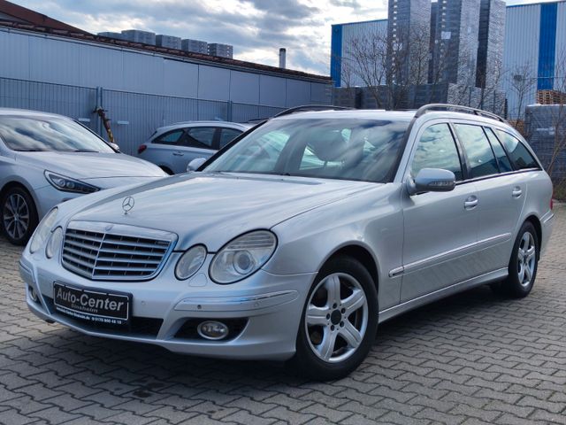 Mercedes-Benz E 220 CDI* Xenon*PDC*Klimaaut.*Elegance*SHZ*AHK*