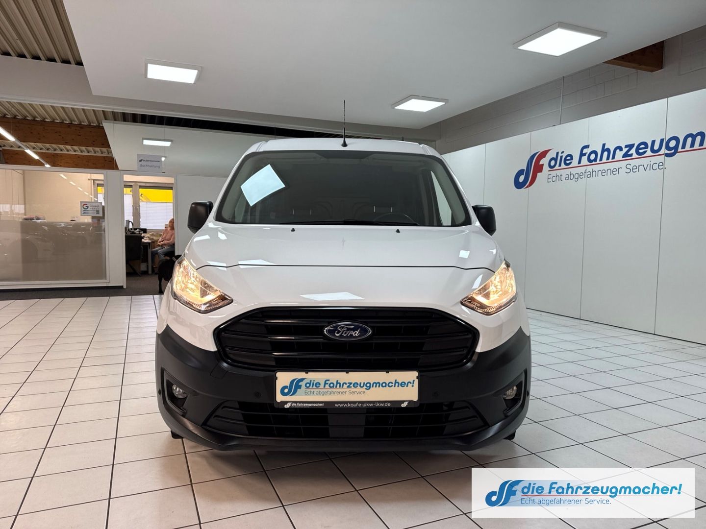 Fahrzeugabbildung Ford Transit Connect Kasten lang 1.5 EcoBlue EU6d Kur