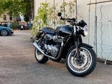 Triumph Thruxton 1200  - TRIUMPH THRUXTON