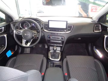 Fahrzeugabbildung Kia cee'd / Ceed 1.5 T-GDI / KAMERA / NAVI /