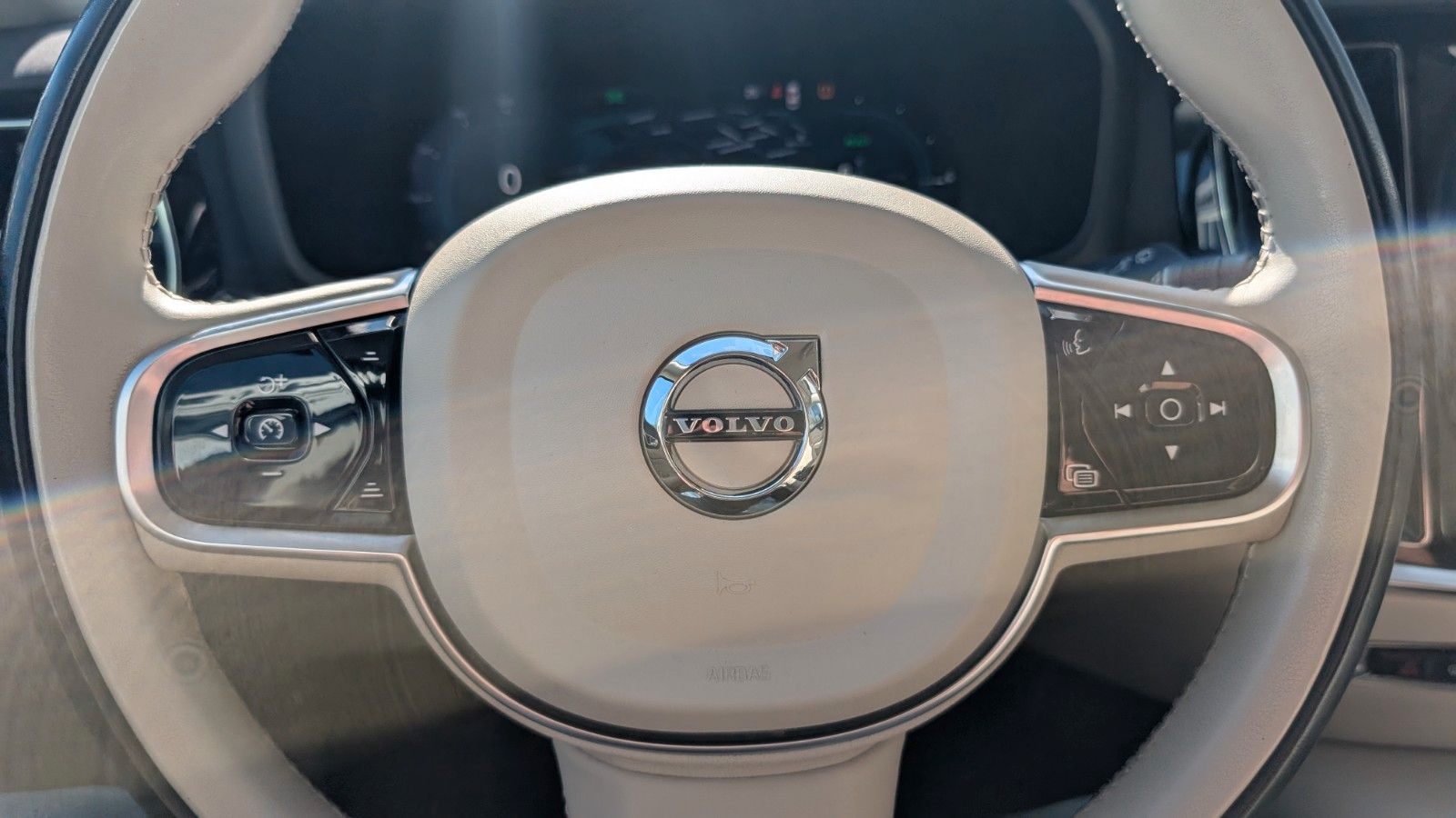 Fahrzeugabbildung Volvo V60 T8 Plug-in Hybrid | AHK | ACC | Kamera