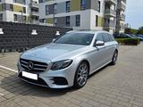 Mercedes-Benz E 220 d T AMG, AHK, Widescreen, 360 Kamera, 