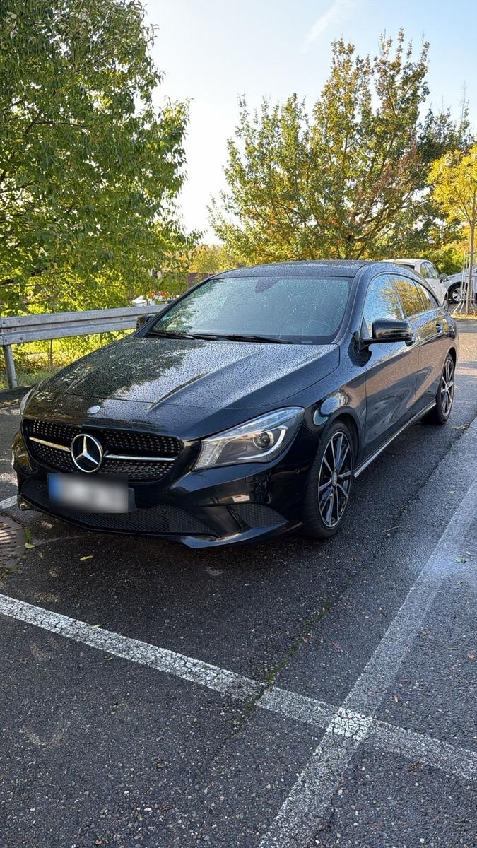 Mercedes-Benz CLA 220 Shooting Brake