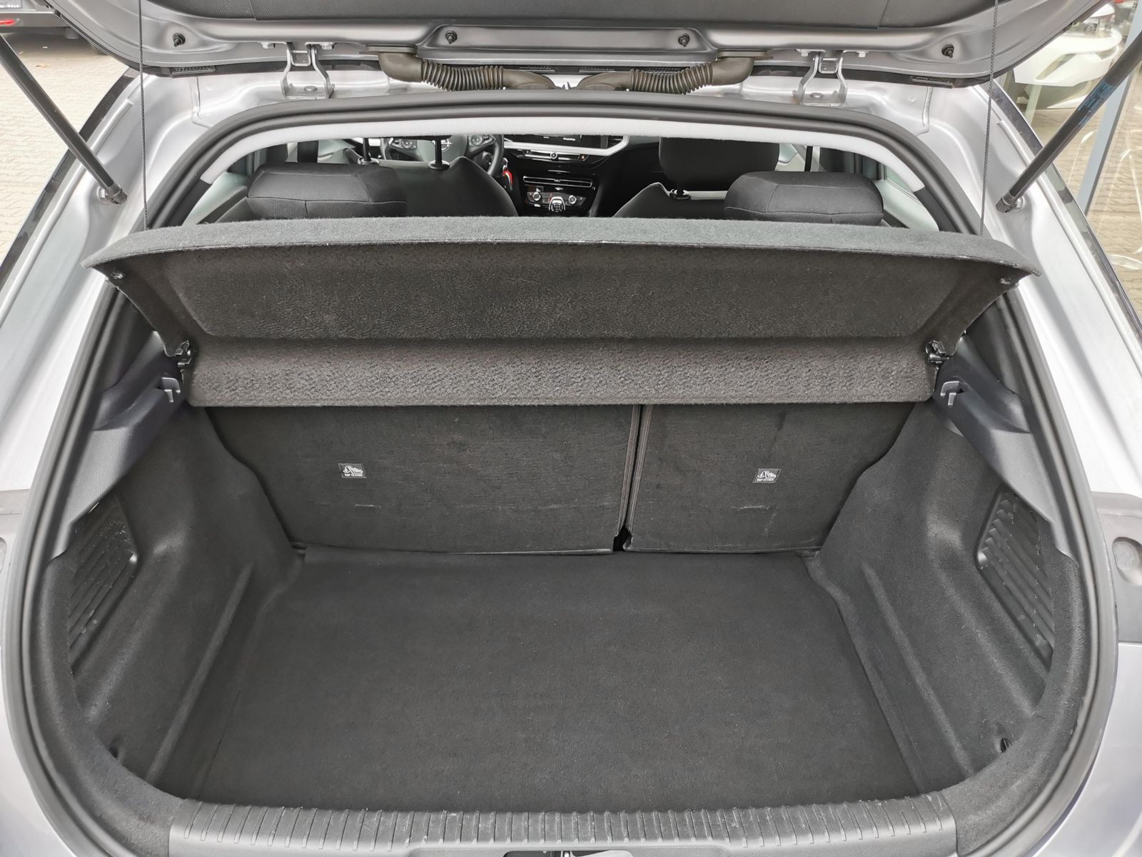 Fahrzeugabbildung Opel Mokka Edition +SHZ+KAMERA+TEMPOMAT+LANEASSIST+