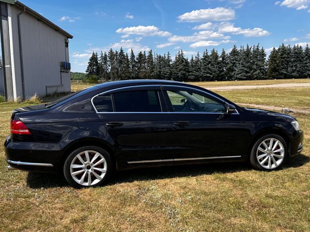 Volkswagen Passat Lim. Highline BlueMotion 4Motion Tüv Neu