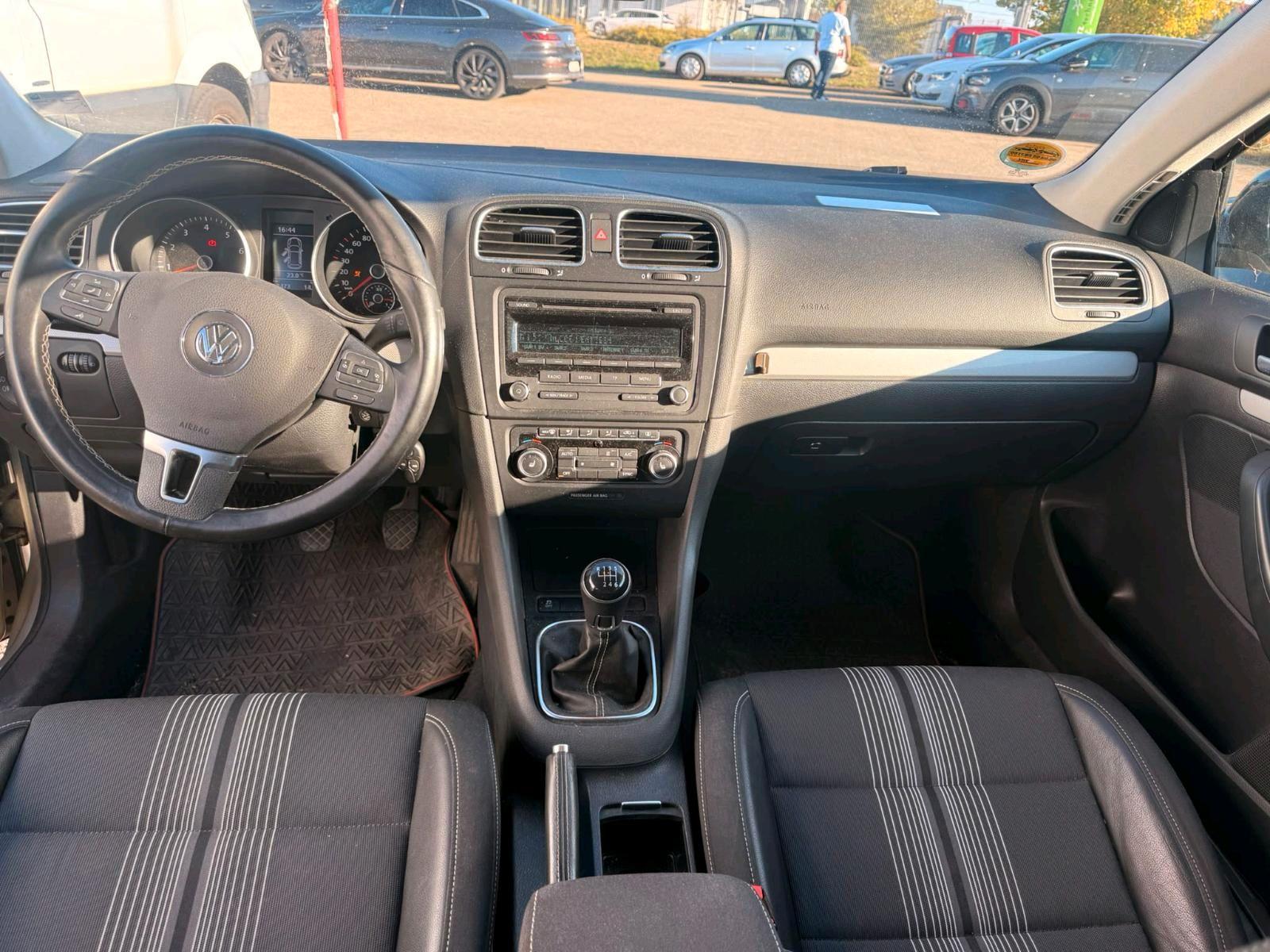 Volkswagen Golf 2012 — photo 6