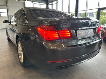 BMW 740 d xDrive *HeadUP*KomfortSitze*Vollauss.*
