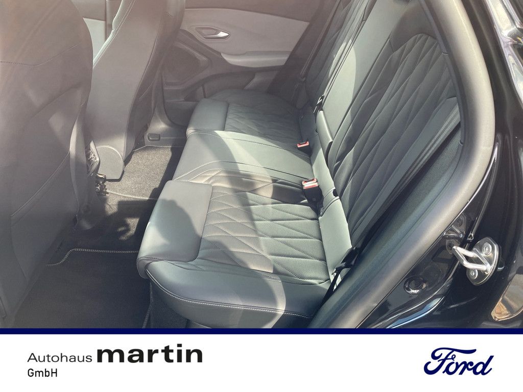 Fahrzeugabbildung Ford Capri Premium AWD Extended Range B&O MATRIX-LED