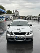 BMW 318i - - BMW 318 aus 2005: 318i