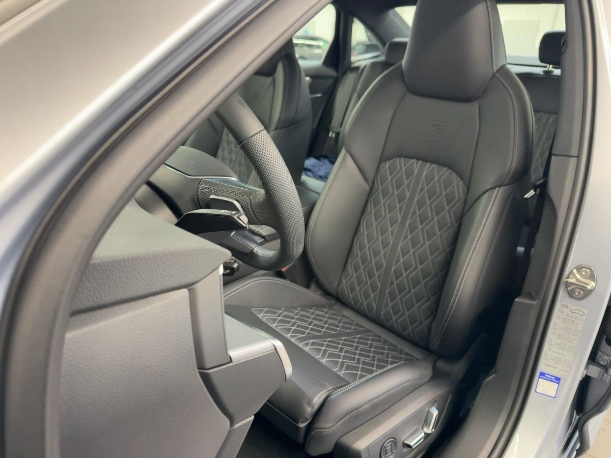 Audi A6 - Bild 14