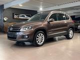 Volkswagen Tiguan 2.0TSI DSG 4MOTION Sport&Style XENON NAVI - VW Tiguan Gebrauchtwagen in Osnabrück