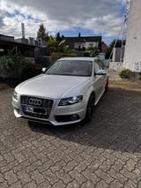 Audi S4 3.0 TFSI S tronic quattro Avant - - silberne Audi S4