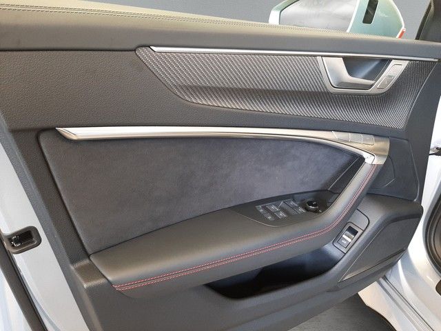 Fahrzeugabbildung Audi RS 6 Avant performance AHK Laser PANO HuD 22"