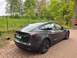 Tesla Model 3 AWD Dualmotor Long Range Grau - Tesla Gebrauchtwagen in Berlin