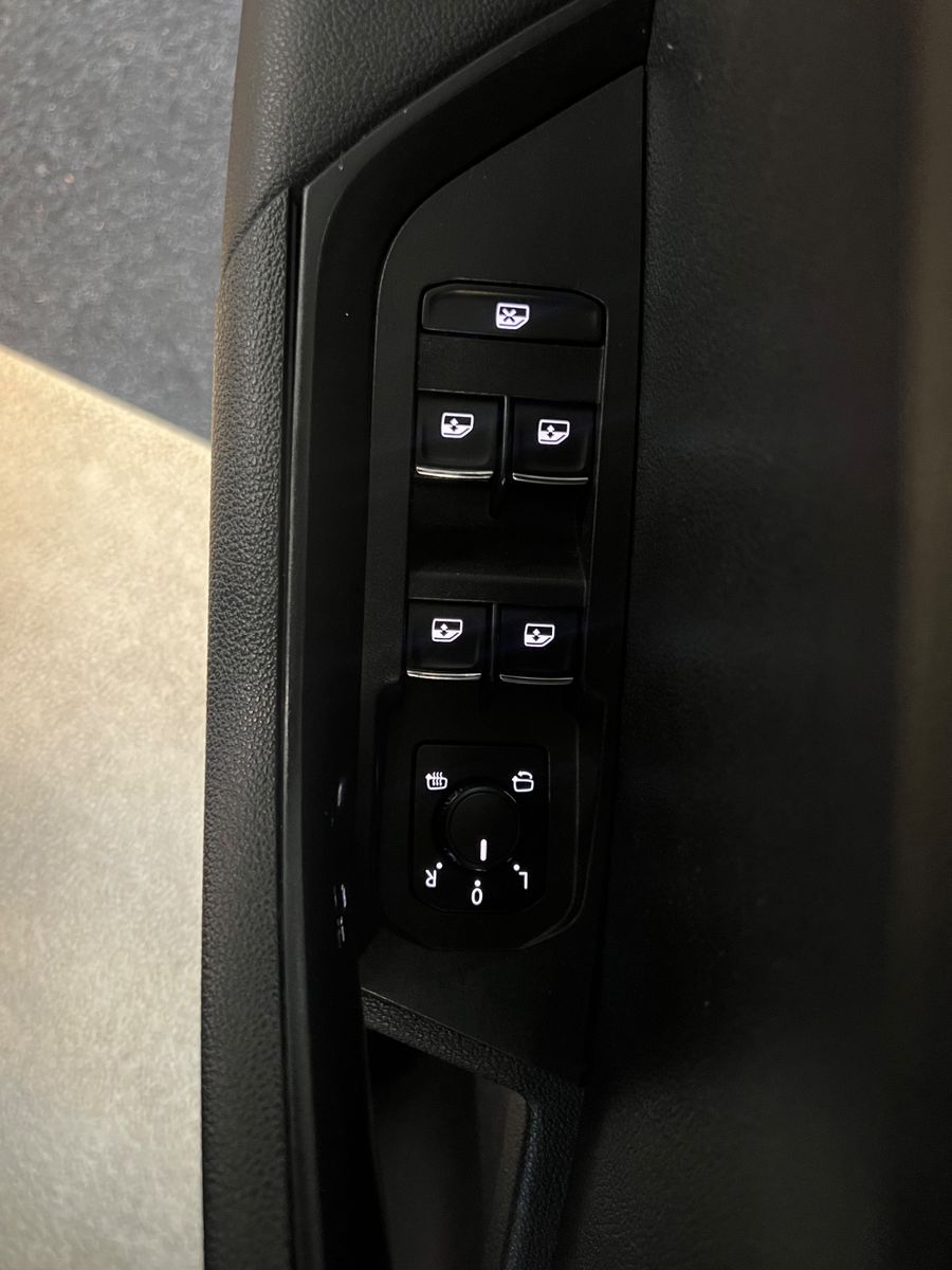Fahrzeugabbildung SKODA Karoq Style DSG *PANO*SITZHEIZUNG*LEDER*