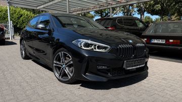 BMW Serie 1 118 i Lim. M Sport|NAVI|LED|RKAM|M SITZE|1.HAND|
