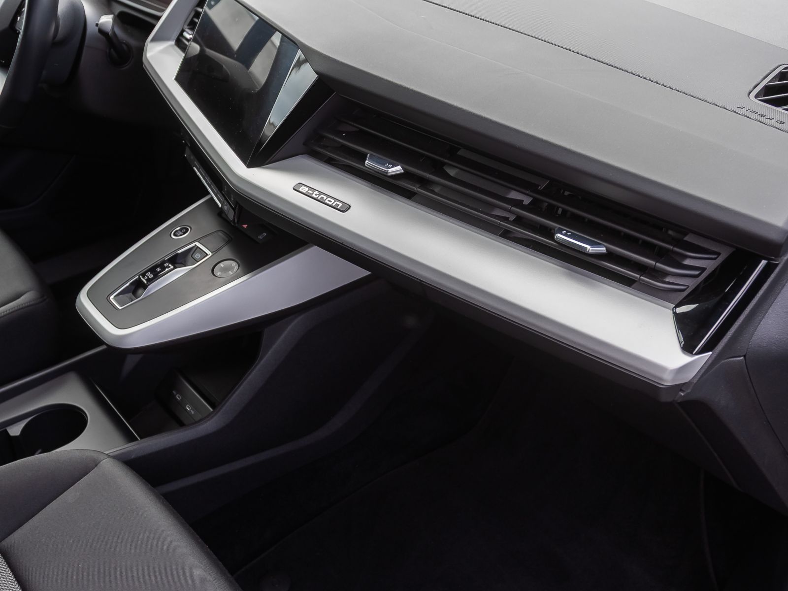 Audi Q4 e-tron - Bild 28