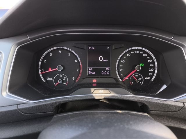 Fahrzeugabbildung Volkswagen T-Roc 1.5 TSI DSG Active LED NAVI KESSY ALLWETTE