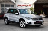 Volkswagen Tiguan Sport & Style BMT Navi PDC Shz Ahk - gebrauchte VW Tiguan aus dem Jahr 2013