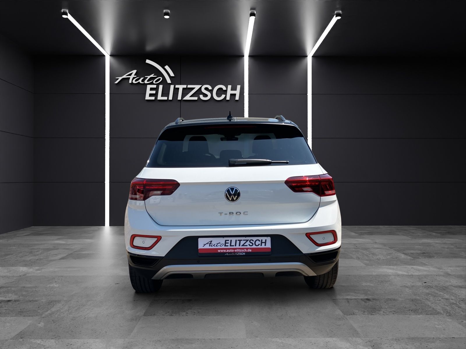 Fahrzeugabbildung Volkswagen T-Roc Style TDI LED+ ACC 18" SHZ RearView WeConn
