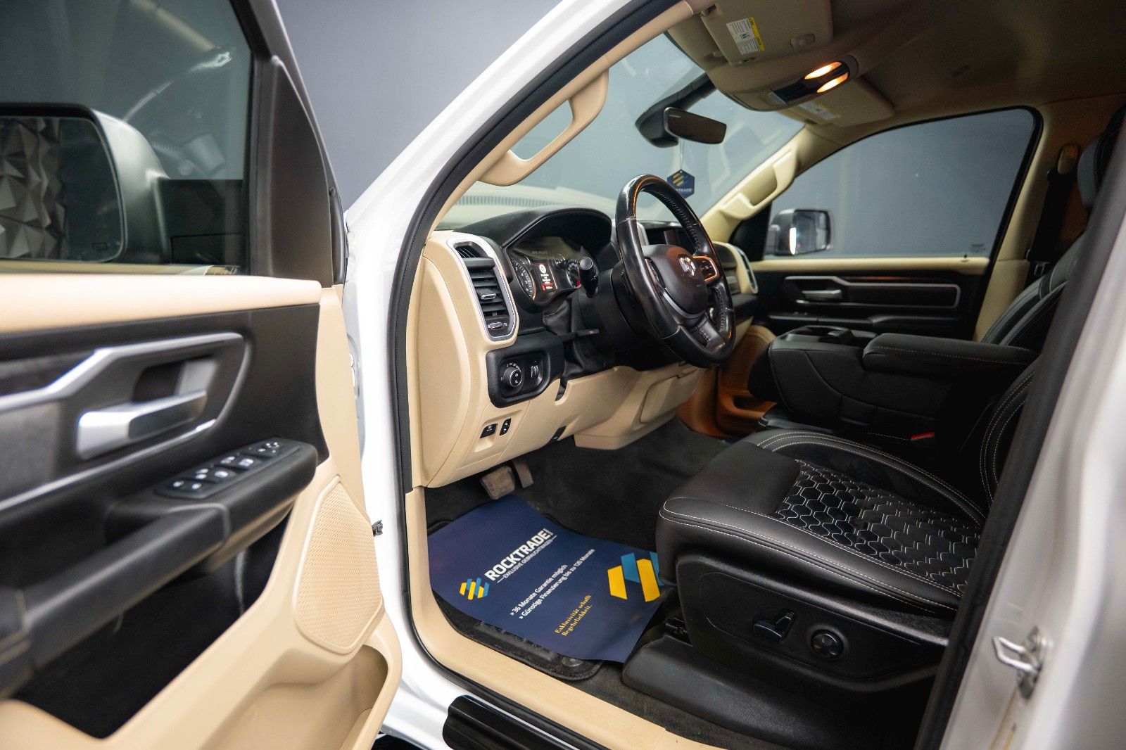 Fahrzeugabbildung Dodge RAM 5.7 V8 HEMI 4x4 OFFROAD LONGBED AXLE LOCK