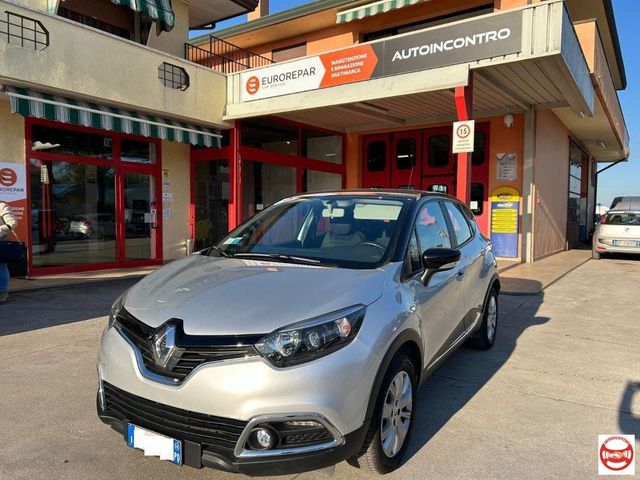 Renault RENAULT - Captur 0.9 tce Live s&s 90cv