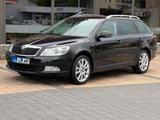 Skoda Octavia Combi Laurin & Klement*LEDER*KLIMA*ALU* - Skoda Octavia: Laurin Klement