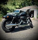 Harley-Davidson Iron 883, Sportster - HARLEY-DAVIDSON 883 SPORTSTER IRON