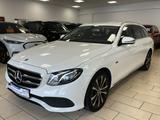 Mercedes-Benz E 300 de*Avangarde*AHK*Navi*LED*R.Cam*CarPlay - Mercedes-Benz E 300 in Bonn