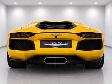 صورة 10 لـ 2012 Lamborghini AVENTADOR