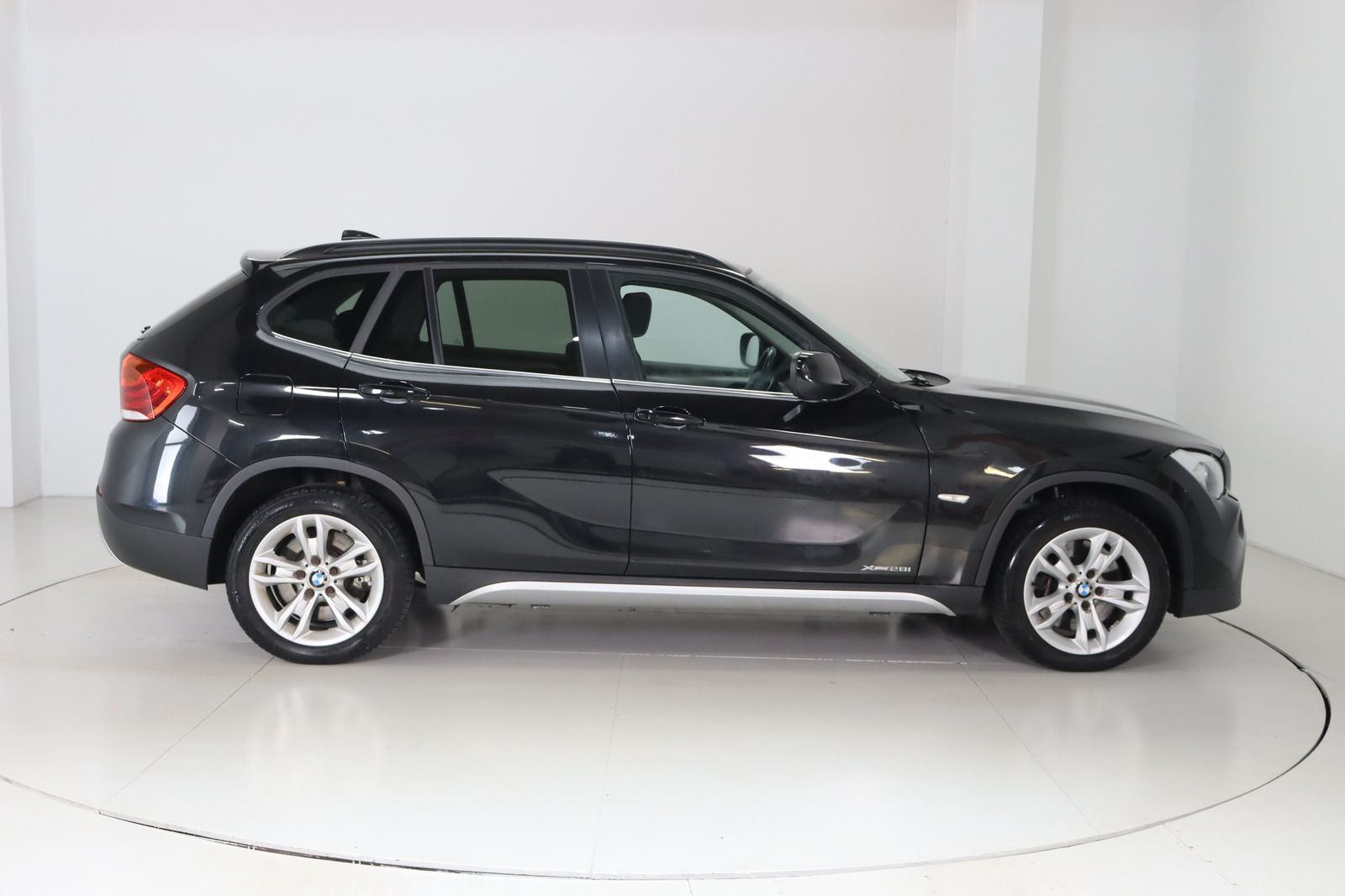 Fahrzeugabbildung BMW X1 xDrive28i * Xenon * Navi * PDC * Sitzhzg.