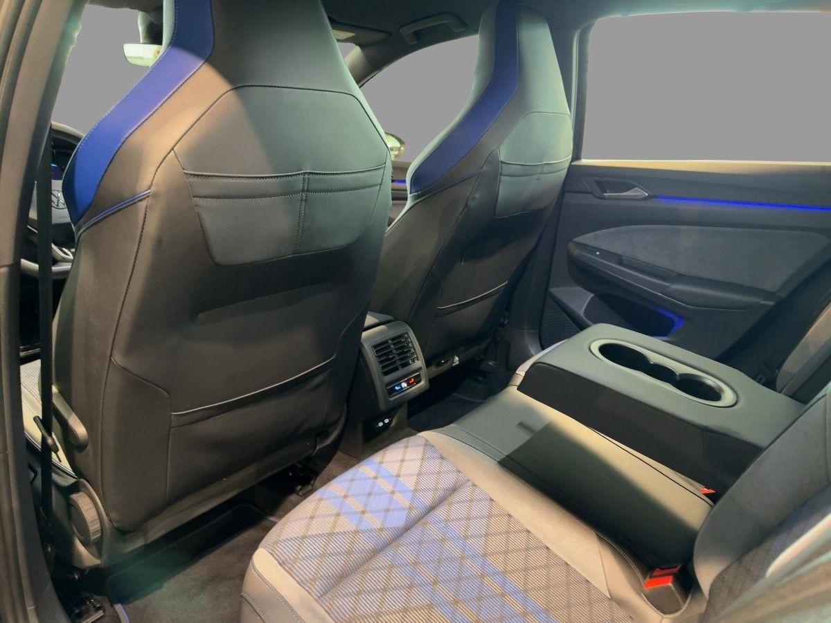 Volkswagen Golf VIII R 2.0TSI DSG 4x4 NAVI PDC LED+, миниатюра 8