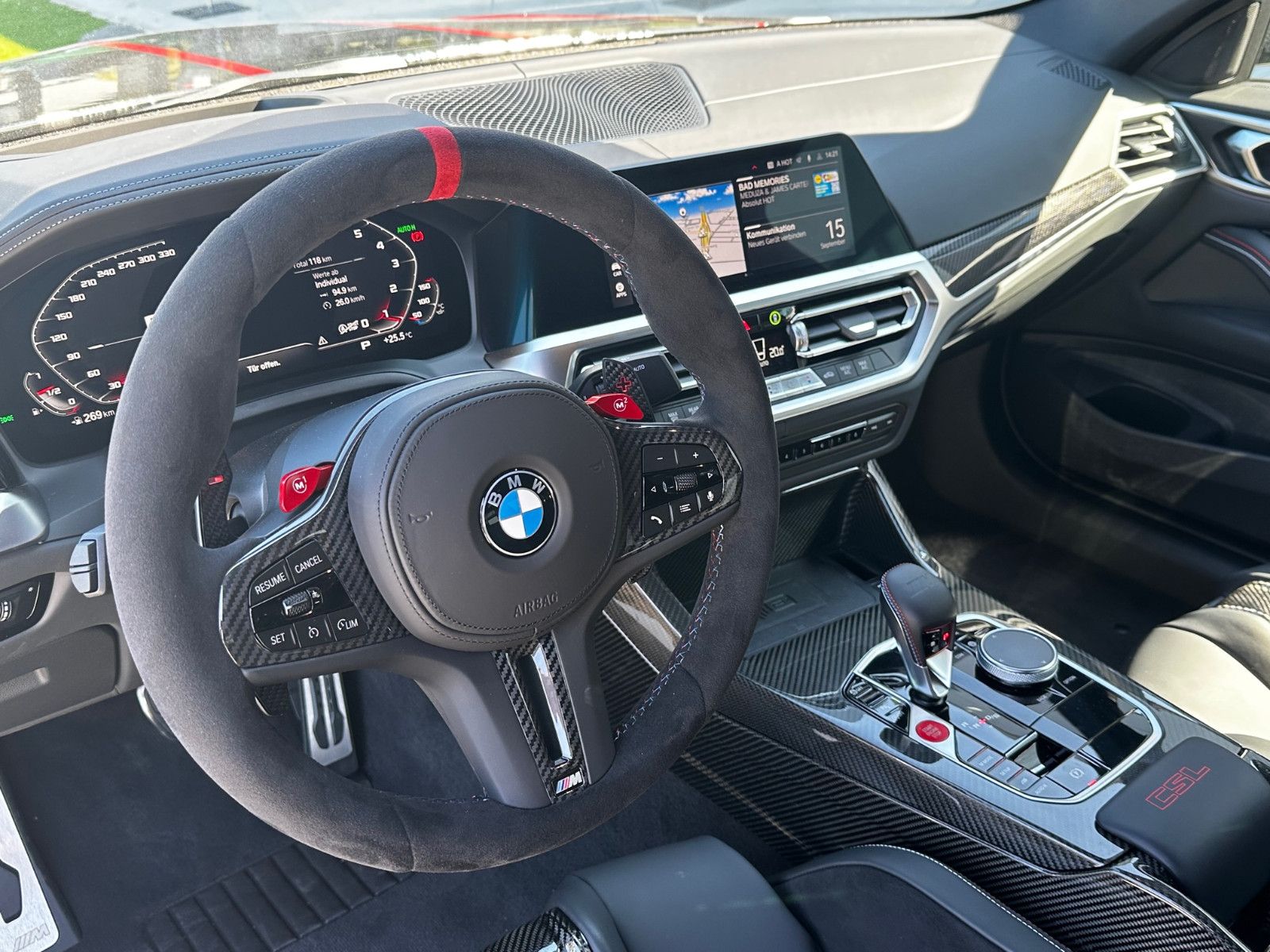 Fahrzeugabbildung BMW M4 Coupe CSL-Keramik-Laserlicht-Driving Assist.