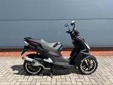Peugeot Speedfight 3 2-Takt erst 3371km - PEUGEOT ROLLER SPEEDFIGHT