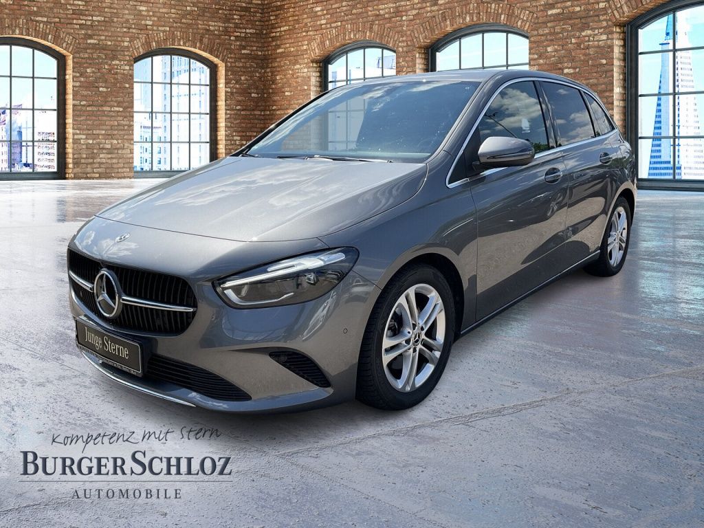 MERCEDES-BENZ B 180 MULTIB./AHK/WINTERP./KAMERA/