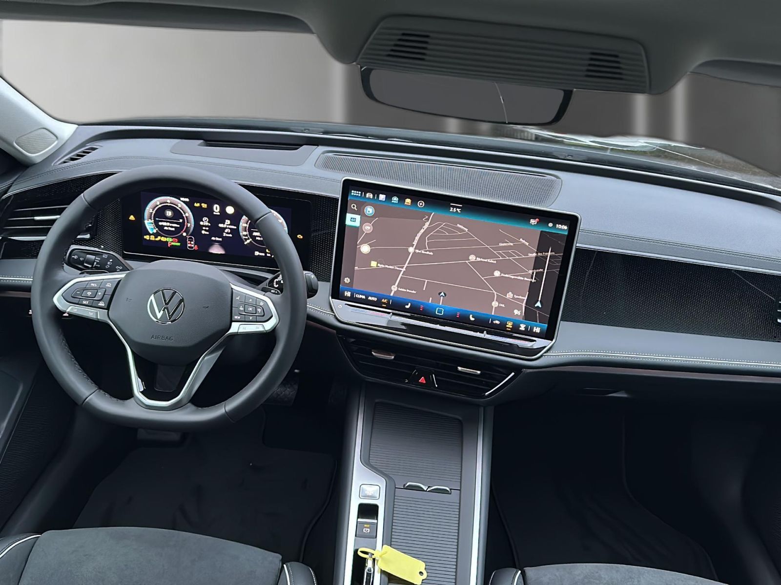Volkswagen Passat Variant - Bild 17