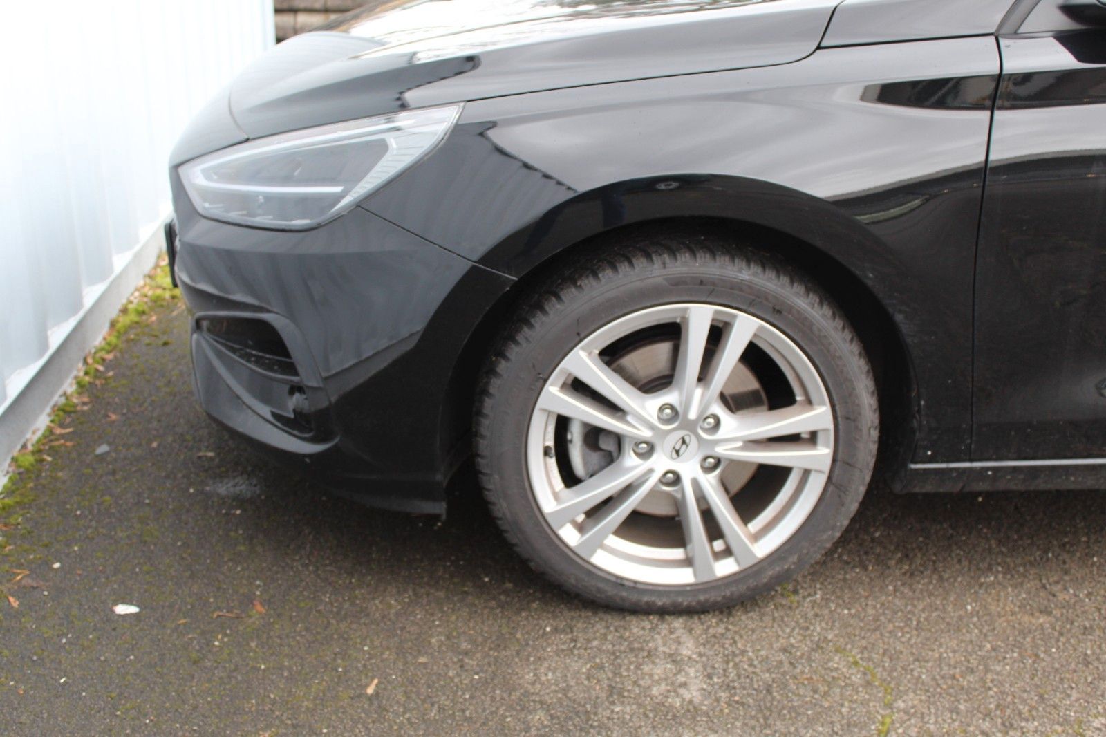 Fahrzeugabbildung Hyundai i30 Advantage Navi*Sitzh.*Kamera*LED*PDC